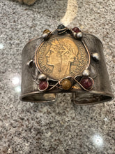 French Coin Cuff Medium Neutral