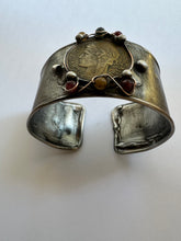 French Coin Cuff Medium Neutral