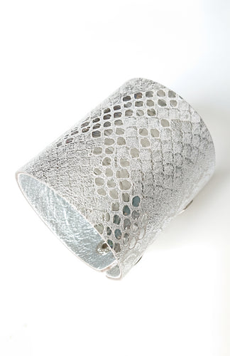 SALE! Katie Metallic Snake Cuff